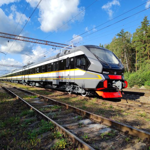Kto prowadzi pociąg? Jak zostać maszynistą?